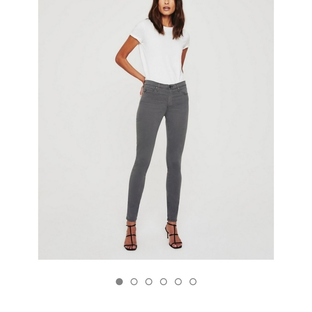 JOE'SJJ Flawless The Icon Mid-Rise Skinny Pants, Size 25R Inseam 31. BL